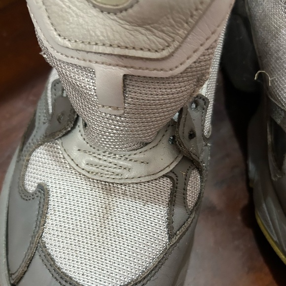 Adidas Falcon grey sneakers. Used. Size UK 6 - Picture 3 of 9